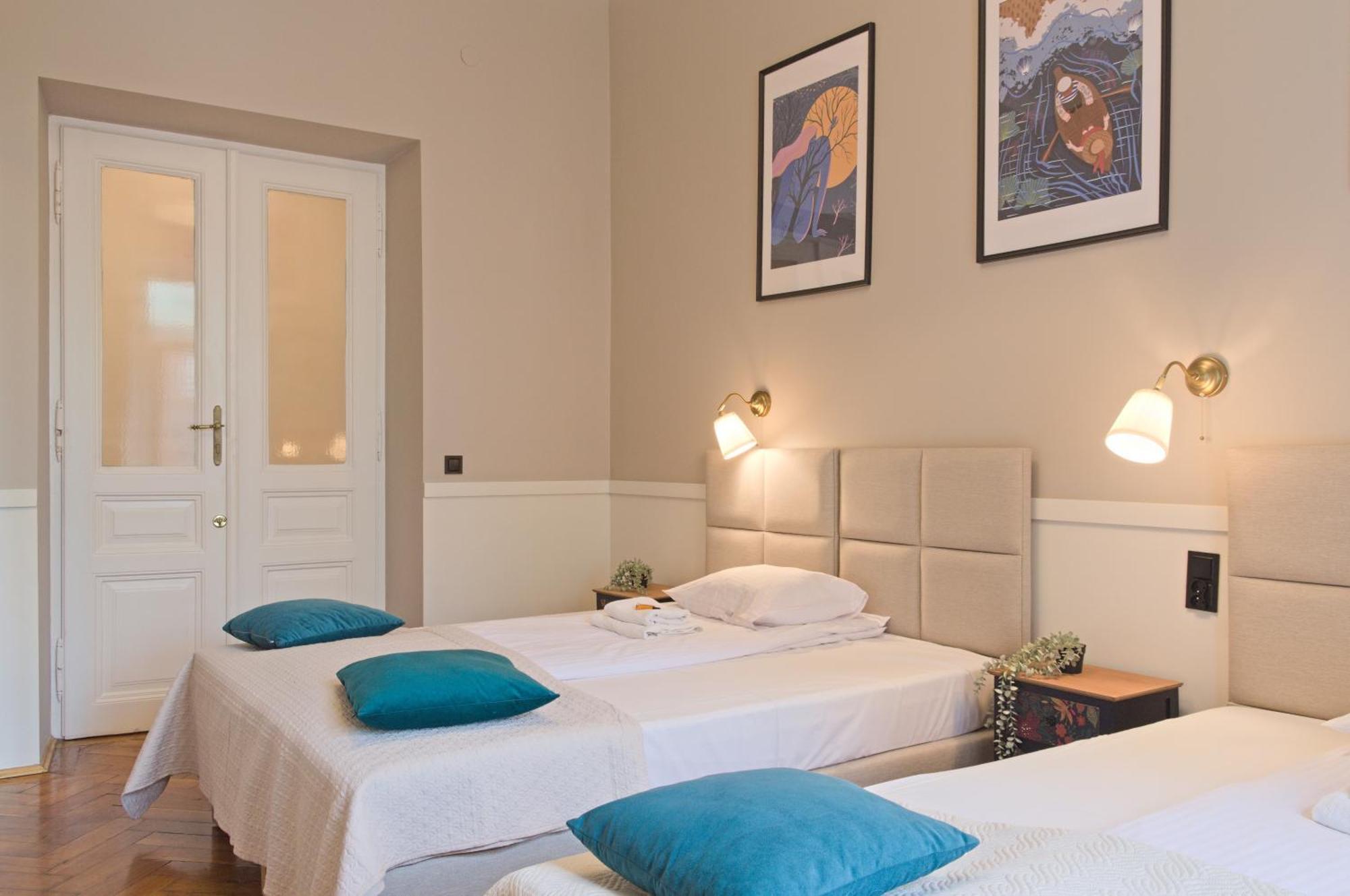 Classic Apartments Pilsudskiego Street Krakow Luaran gambar